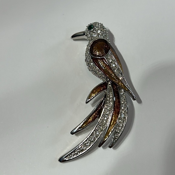 Vintage humming bird garden pins set of 2 embellished with crystal and enamel - Picture 6 of 12